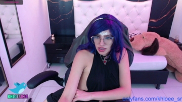 khloee_sr  27-11-2021 spit Female